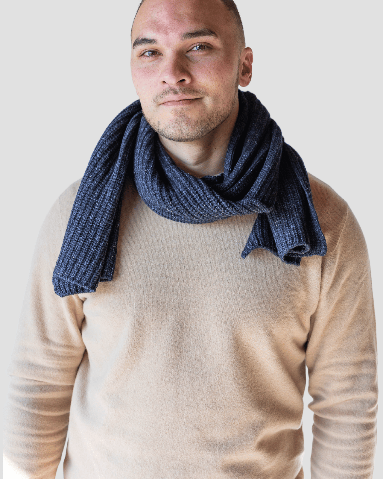 Classic V - neck - Tussock (Unisex) - Hemprino