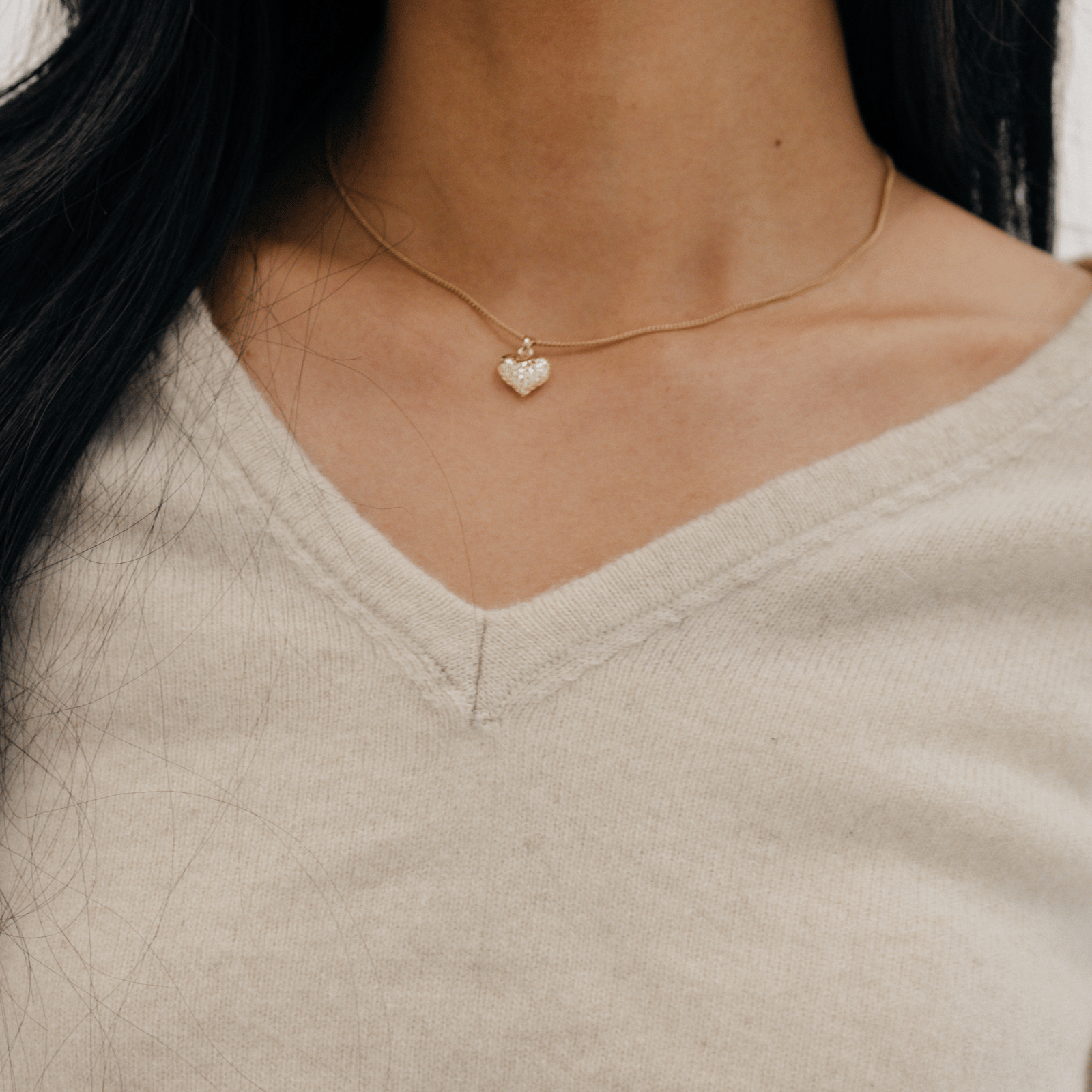 Women's V - Neck - Natural - Hemprino