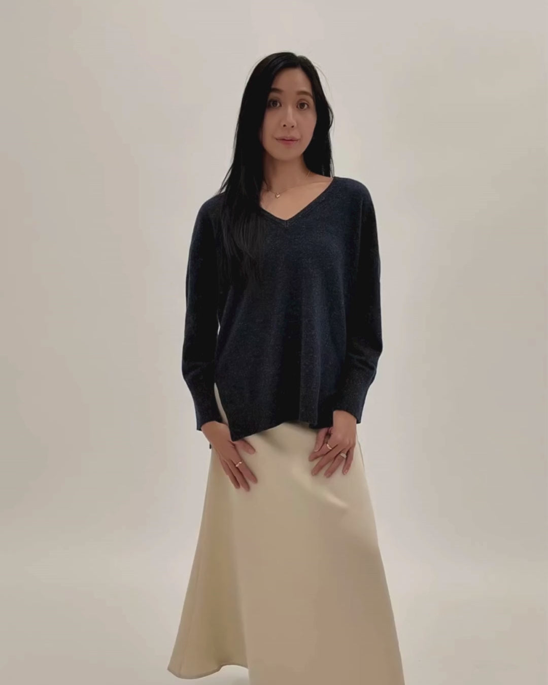 Women's V-Neck - Navy